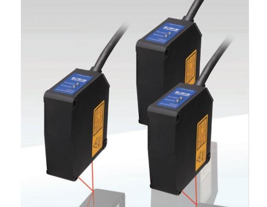 機(jī)器人控制為什么更適宜選用激光位移傳感器