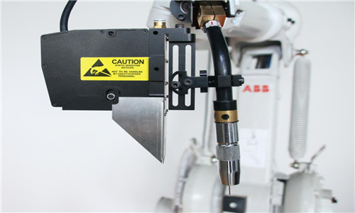 好的激光位移傳感器有什么不同